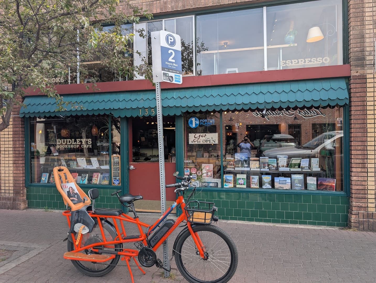 Dudley's Bookshop Cafe specialty coffee shop in Bend - photo 9