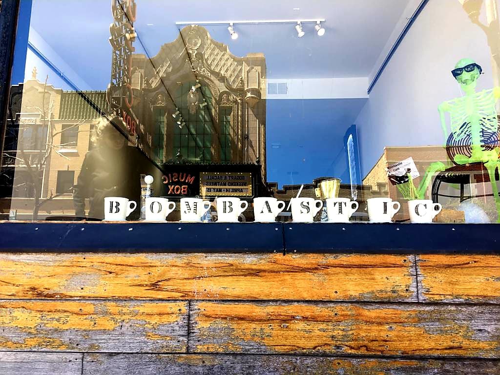 Bombastic Cafe - specialty coffee shop in Lake View