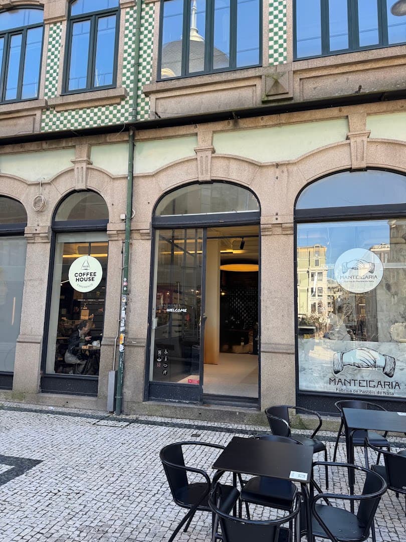 Delta Coffee House Experience - Porto - specialty coffee shop in Porto