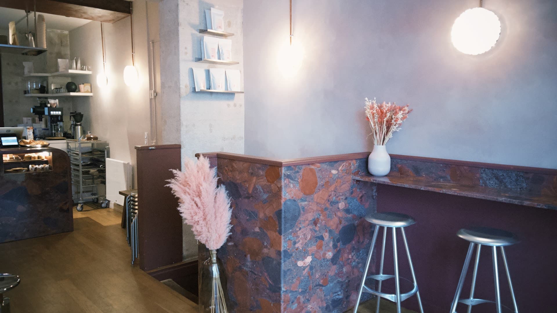 Coeur Coffee Roasters - specialty coffee shop in Paris