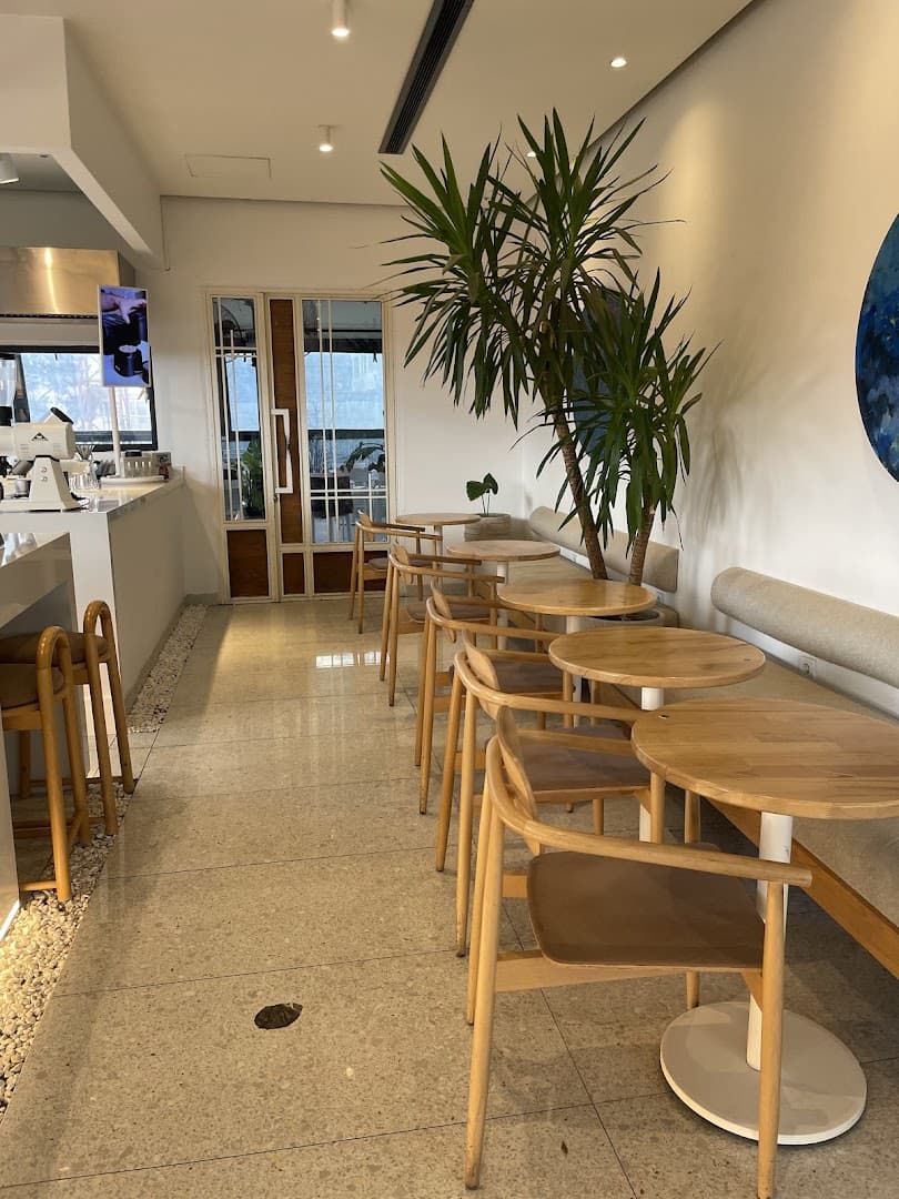 Meet Lab Coffee - specialty coffee shop in Istanbul