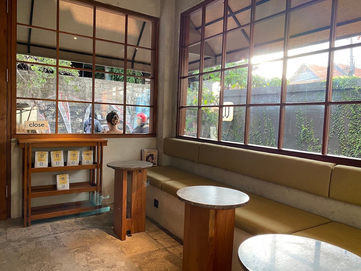 Dulu Coffee - specialty coffee shop in Bali