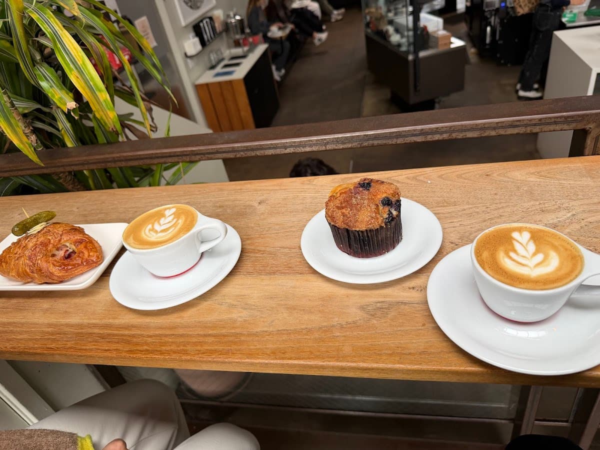 Intelligentsia Coffee Venice specialty coffee shop in Los Angeles - photo 4