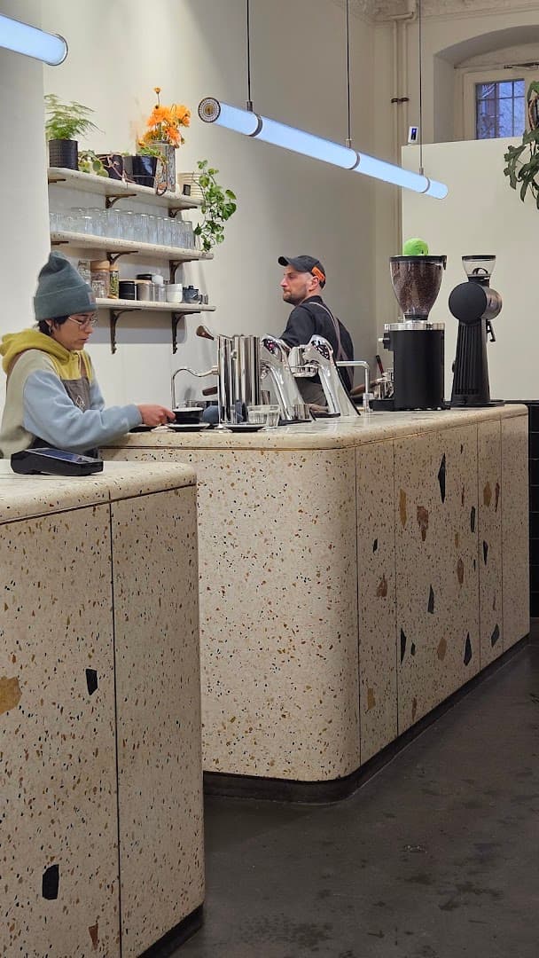 Five Elephant Mitte - specialty coffee shop in Mitte