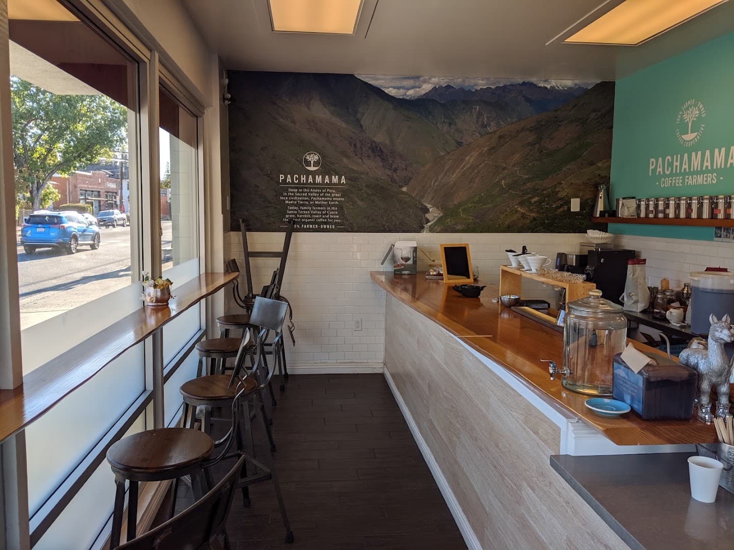 Pachamama Coffee - specialty coffee shop in Sacramento