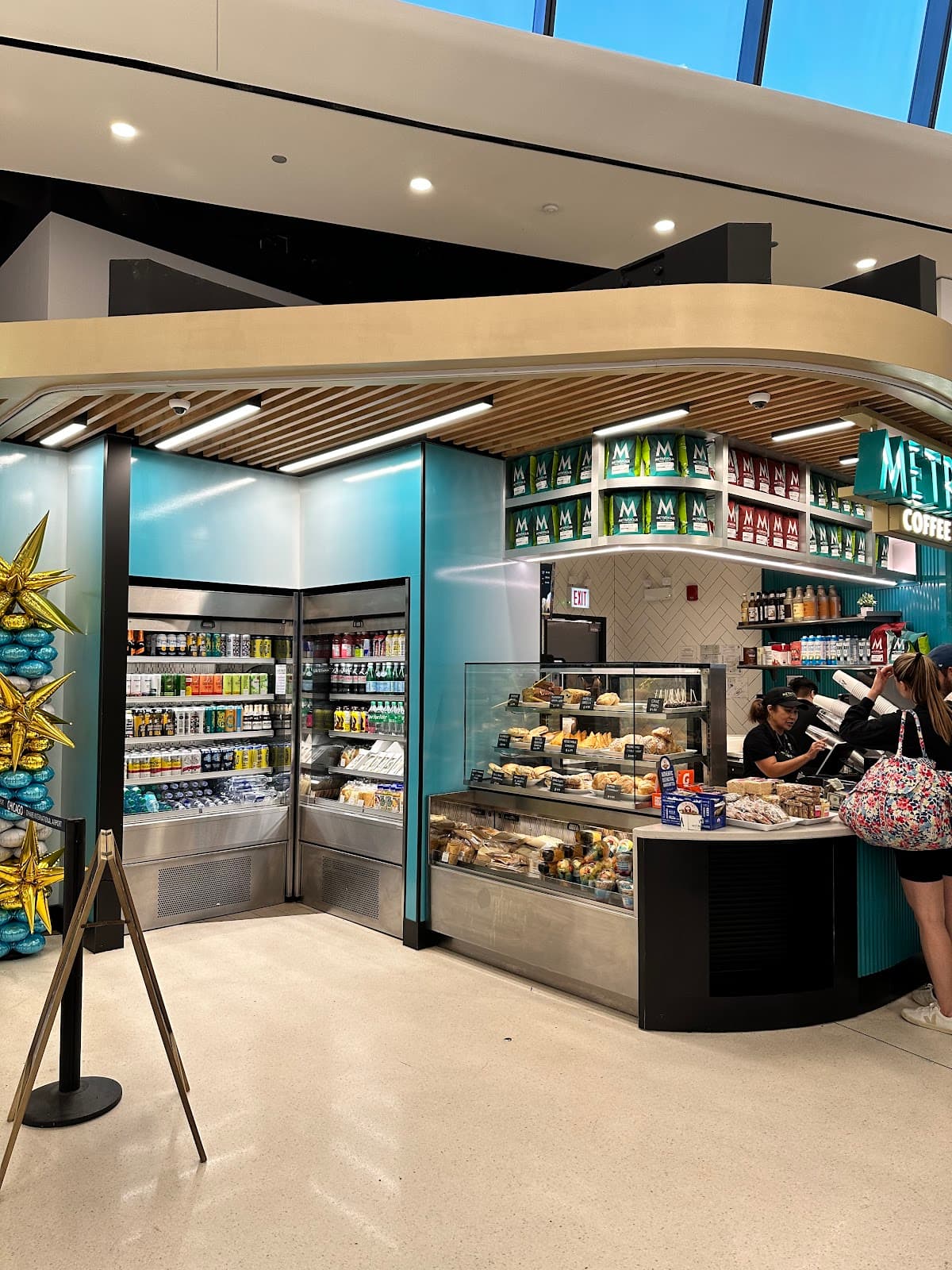 Metropolis Coffee - specialty coffee shop in O'Hare