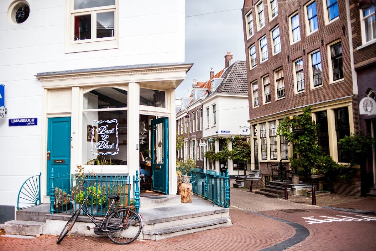 Back to Black - specialty coffee shop in Amsterdam