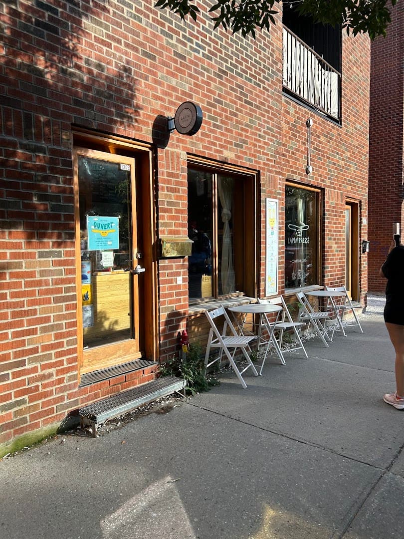 Lapin Pressé - specialty coffee shop in Montreal