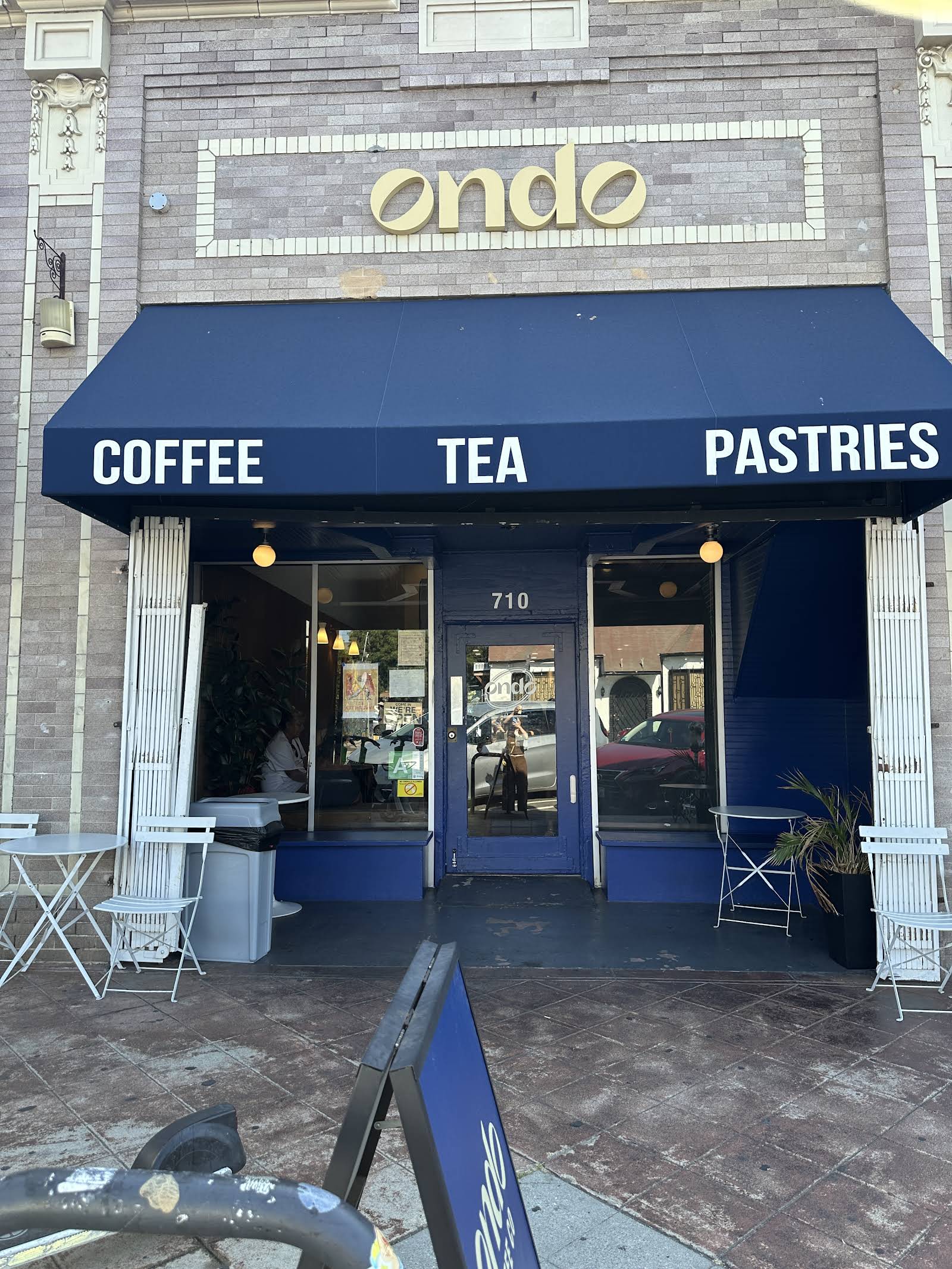 Ondo Coffee Co. - specialty coffee shop in Los Angeles