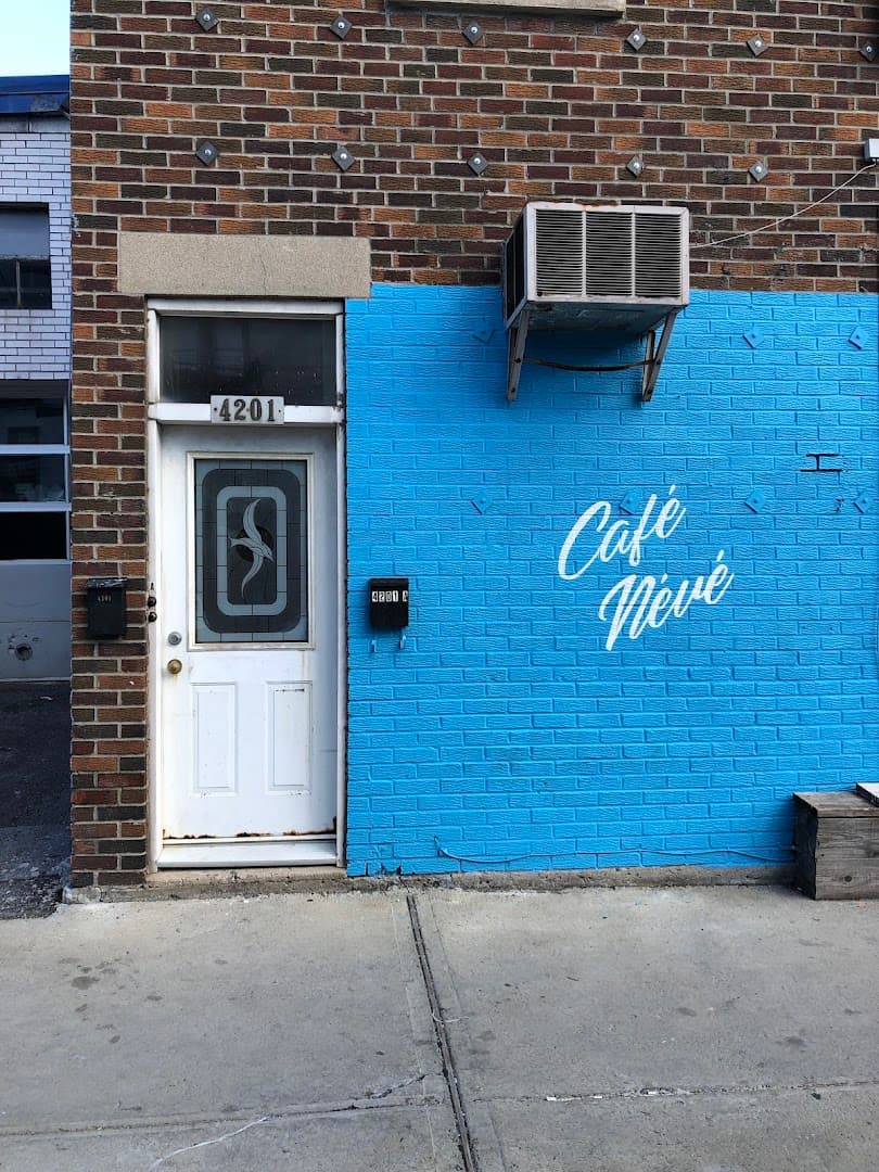 Café Névé - specialty coffee shop in Montreal