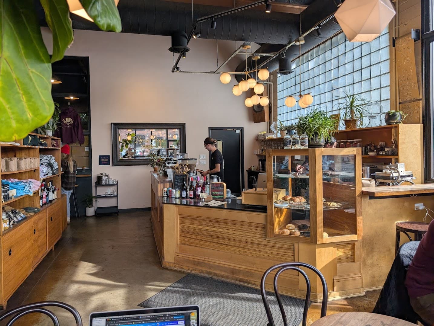 Lone Pine Coffee Roasters - specialty coffee shop in Bend