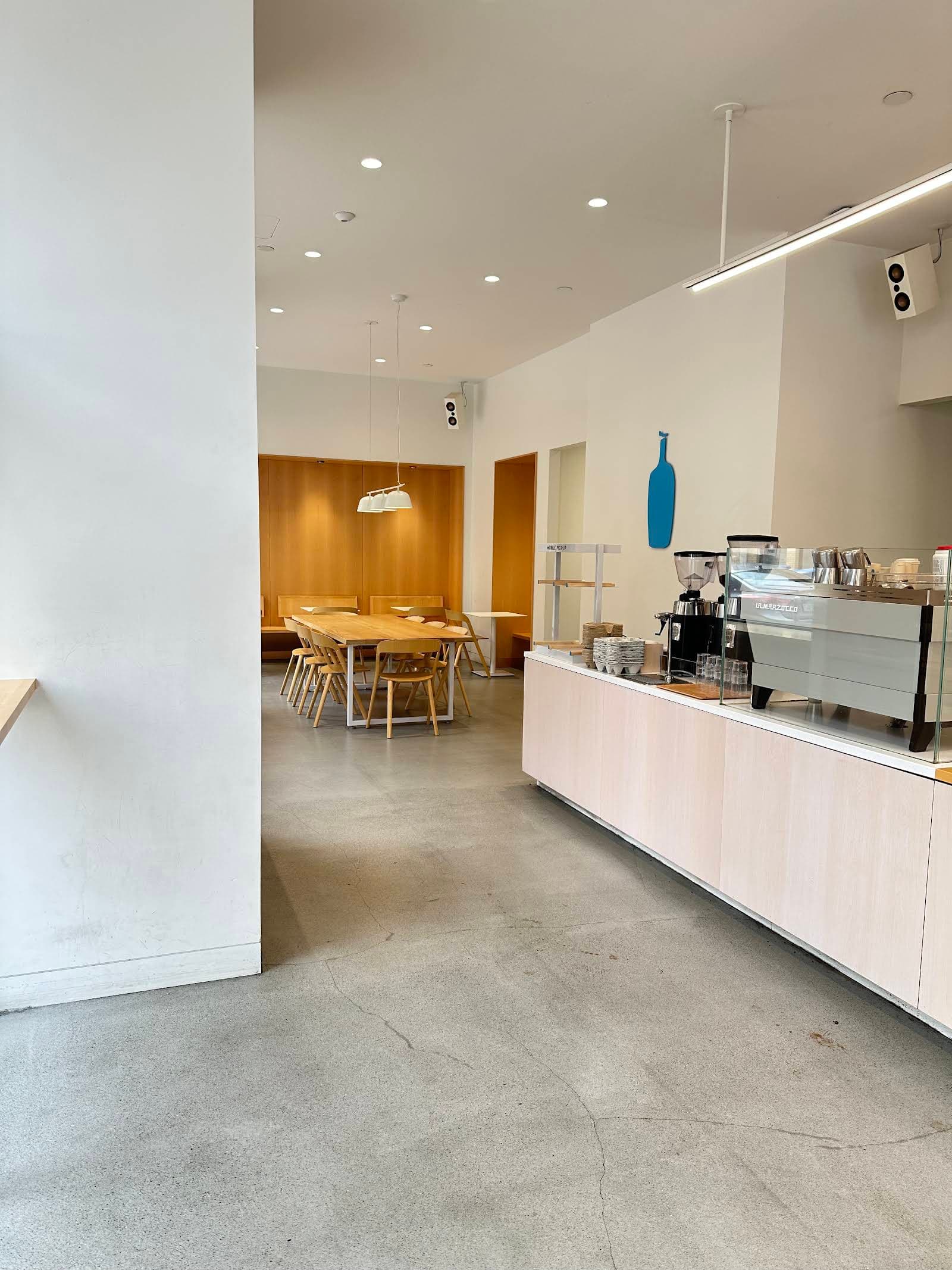Blue Bottle Coffee specialty coffee shop in San Francisco - photo 3