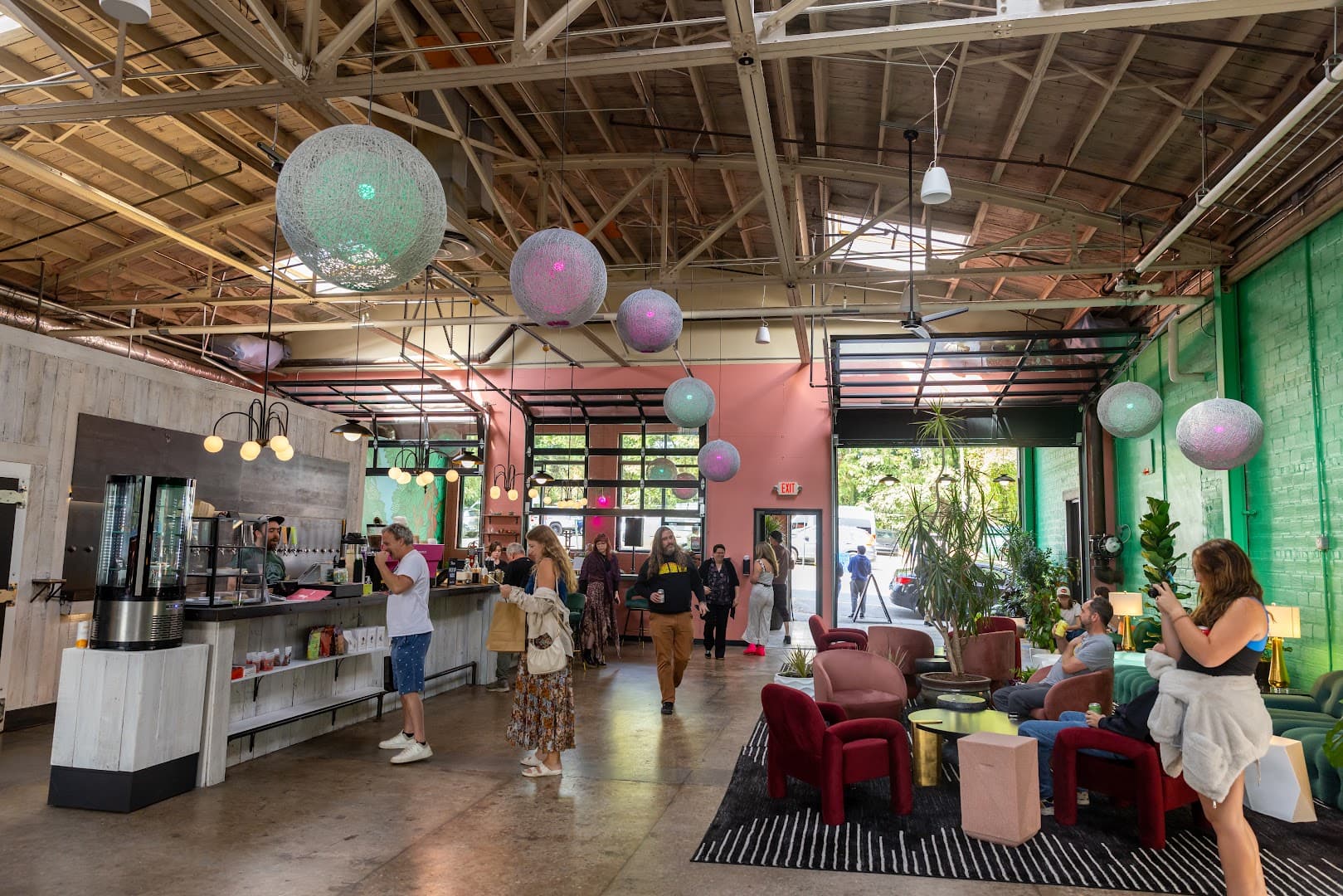 Plant Bar - Coffee and Tea - specialty coffee shop in South Slope Brewing District