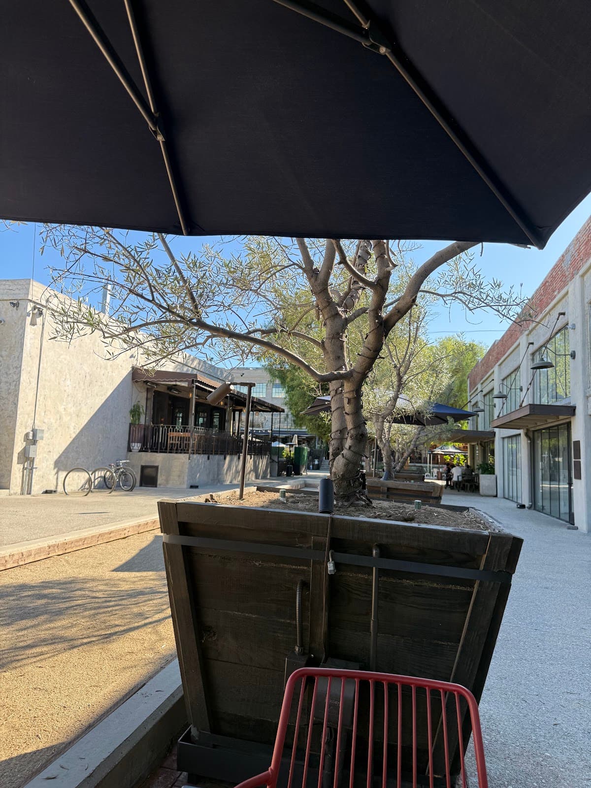 Cognoscenti Coffee Roasters - specialty coffee shop in Downtown Los Angeles