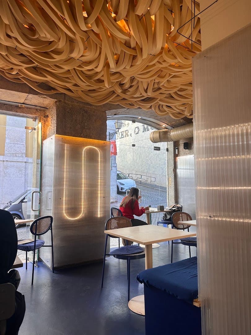 The Folks Sé - Specialty Coffee, Breakfast & Brunch - specialty coffee shop in Lisbon