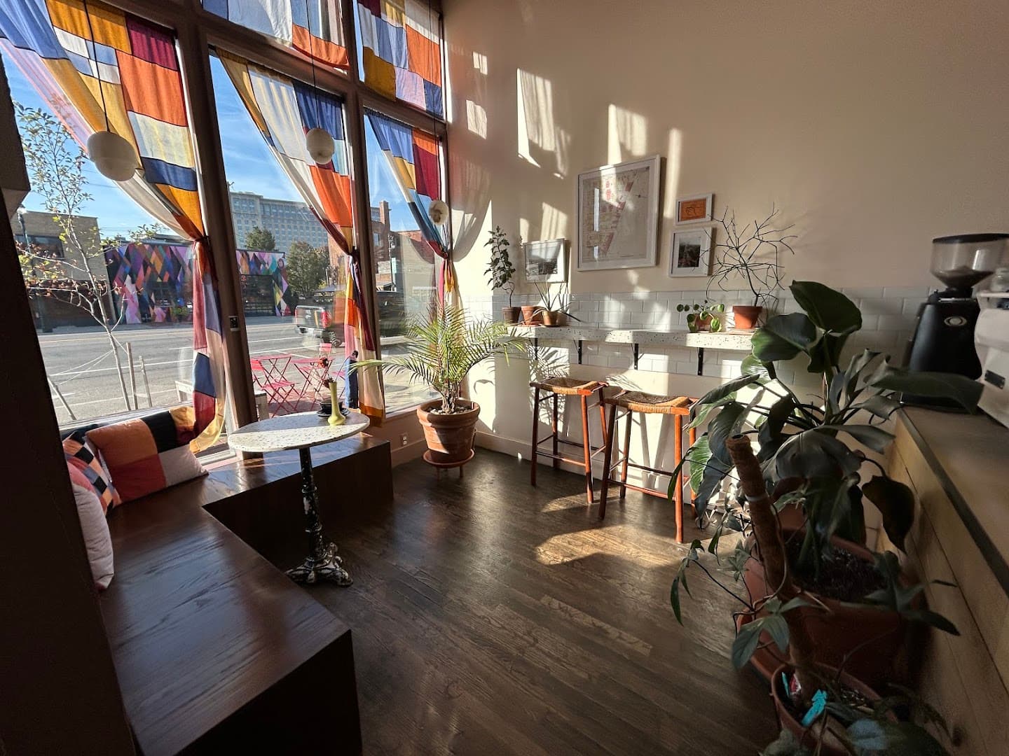 Alba specialty coffee shop in Detroit - photo 11