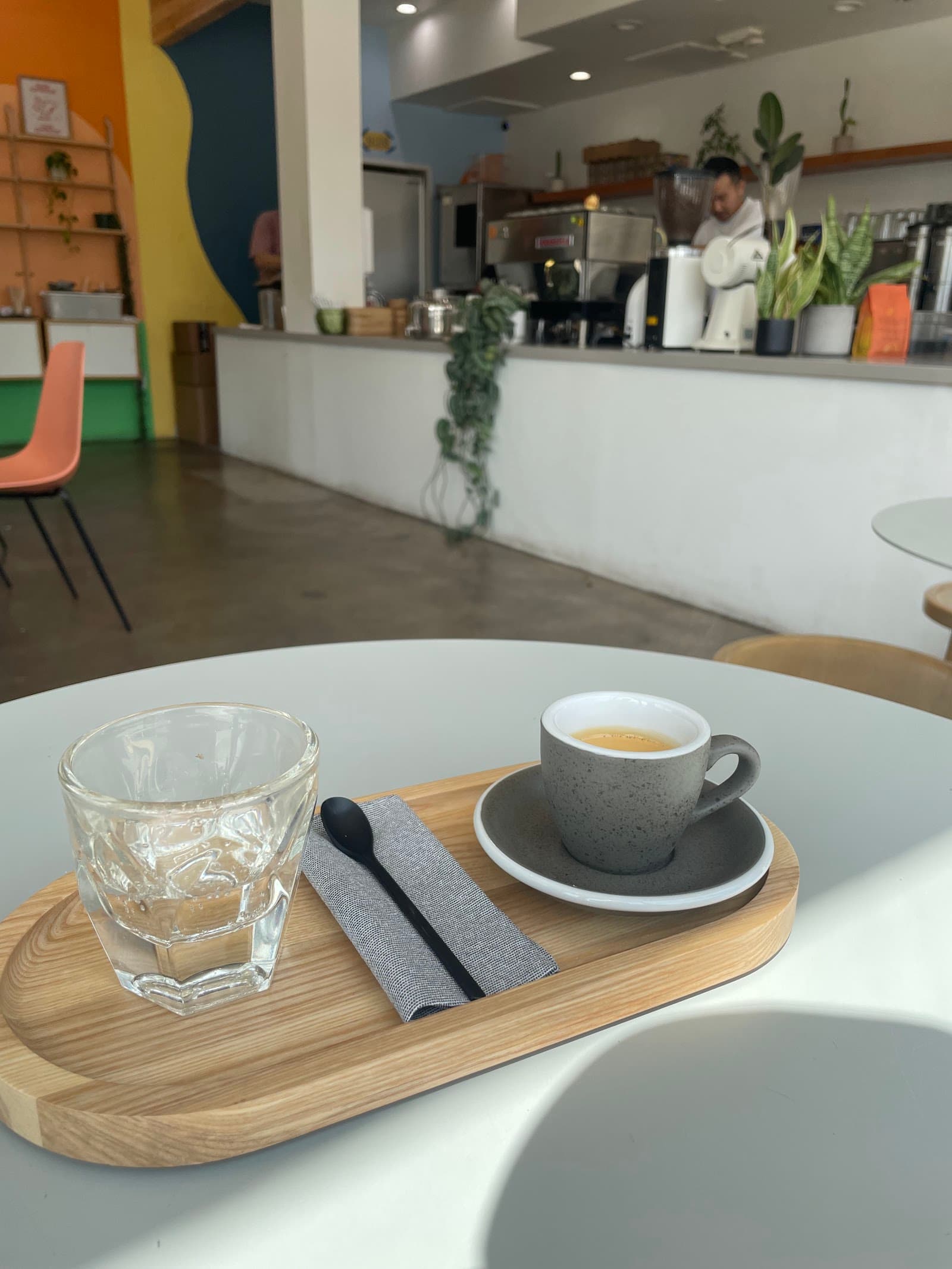 Eyes Peeled Coffee specialty coffee shop in Los Angeles - photo 8