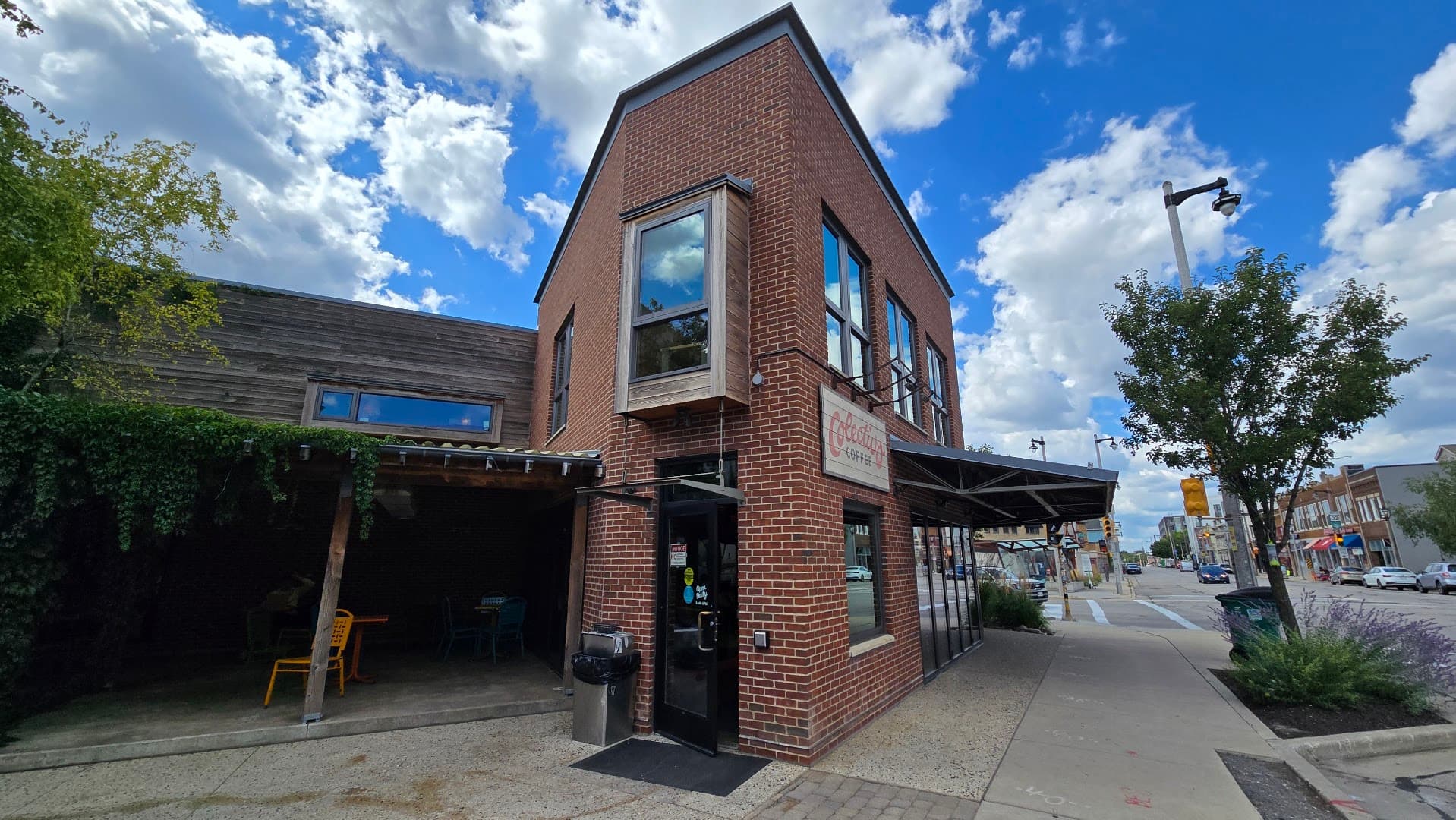 Storefront of Colectivo Coffee Bay View, specialty coffee shop in Milwaukee