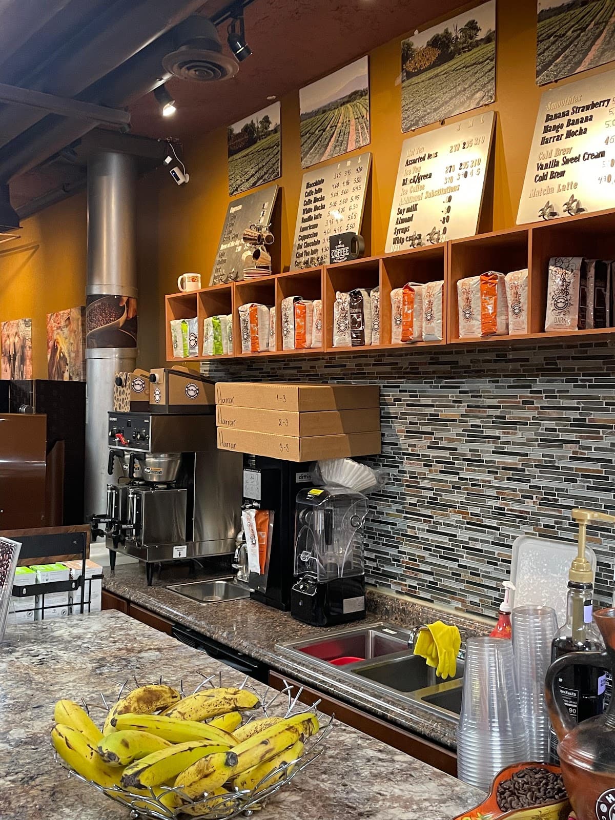 Harrar Coffee & Roastery specialty coffee shop in Washington, D.C. - photo 5