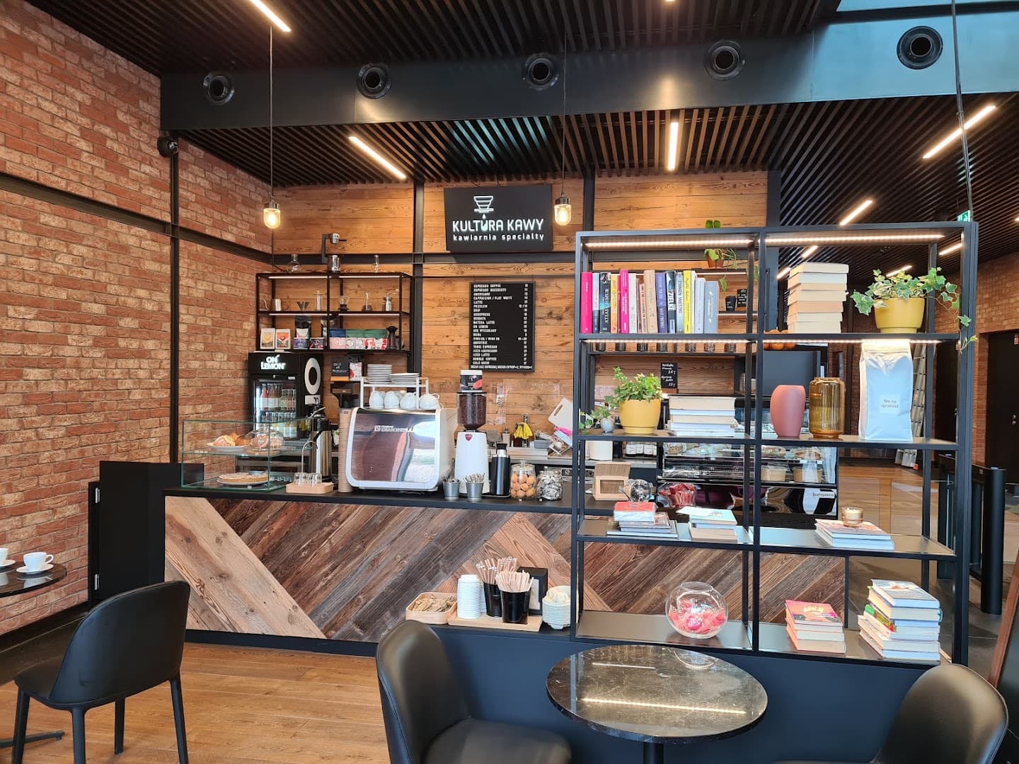 Kultura Kawy lobby cafe & bar - specialty coffee shop in Warsaw