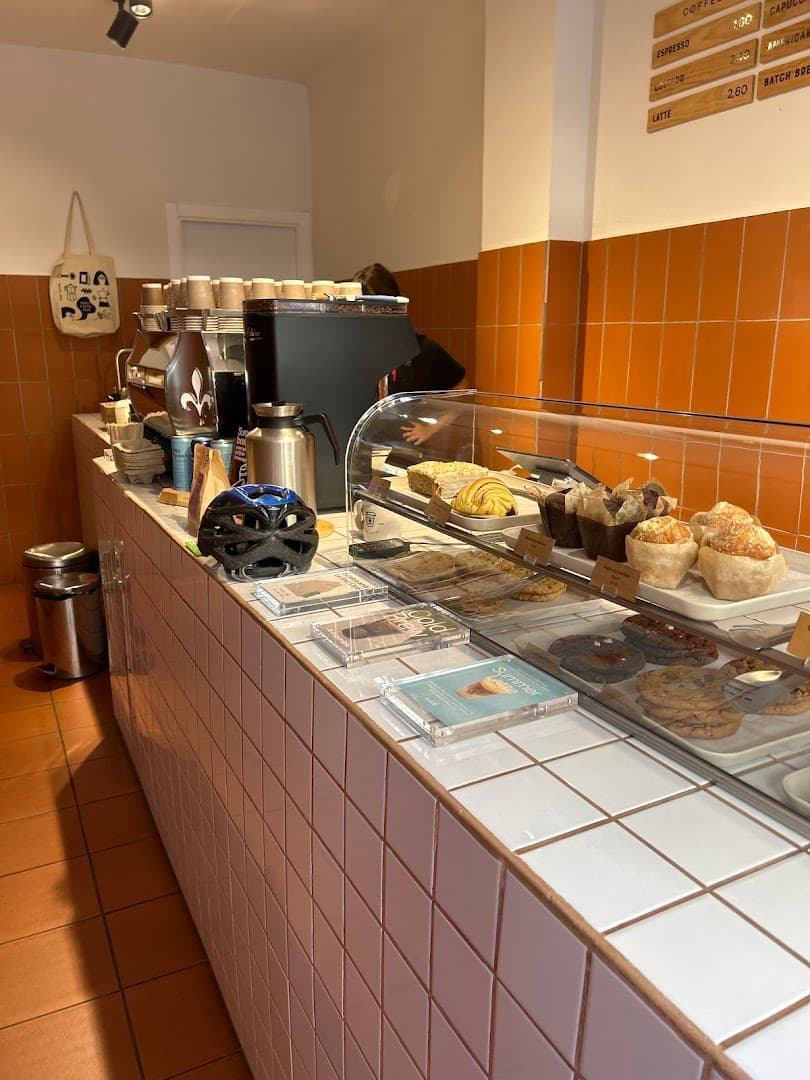 Syra Coffee - Via Augusta specialty coffee shop in Barcelona - photo 7