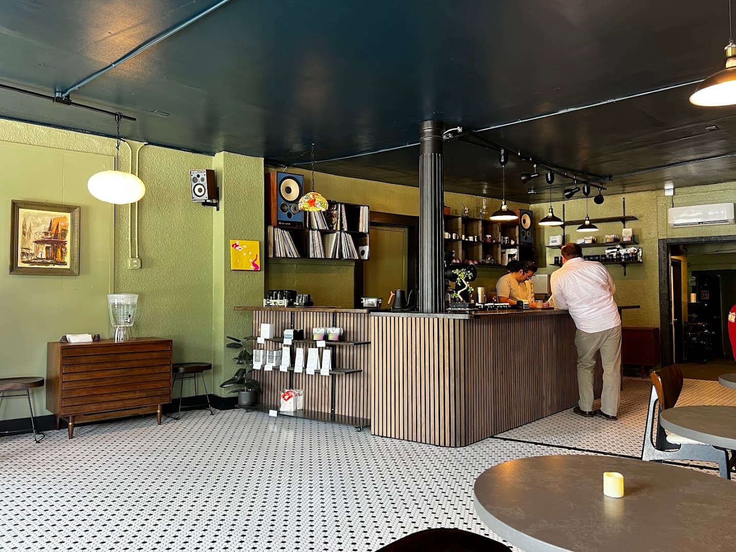 NoFi slow bar - specialty coffee shop in San Antonio