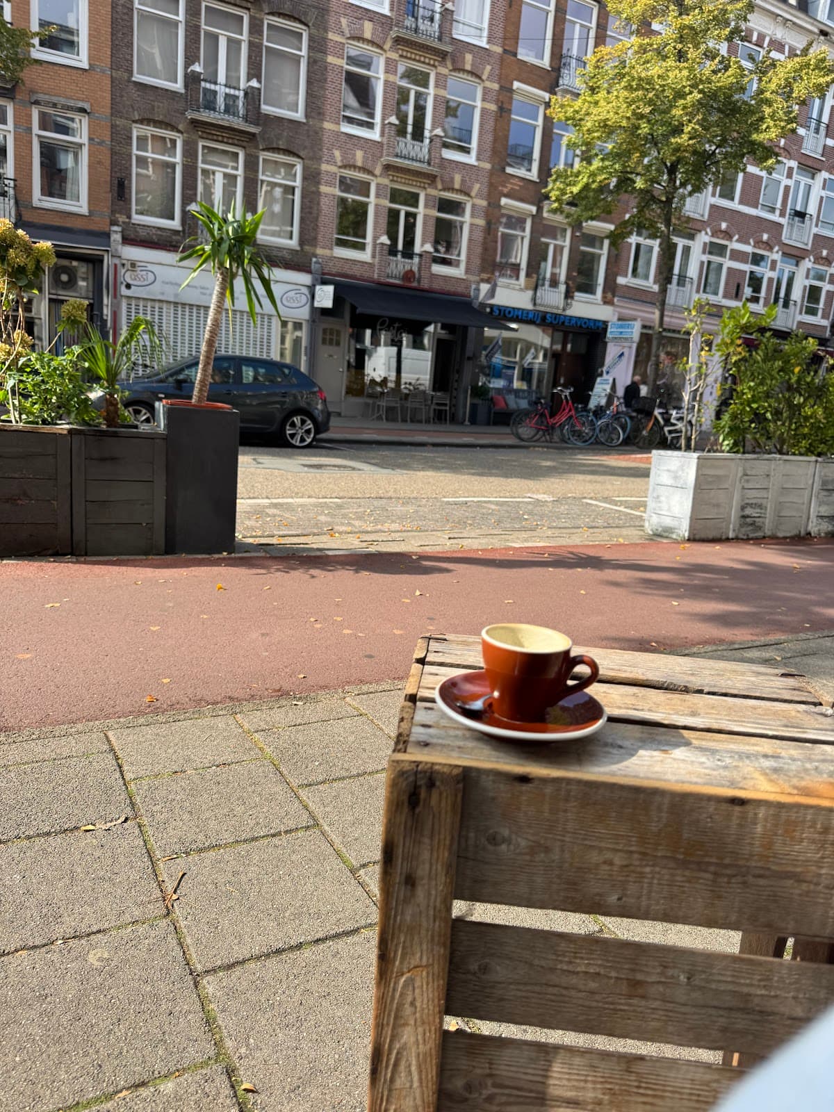 Trakteren - specialty coffee shop in Amsterdam