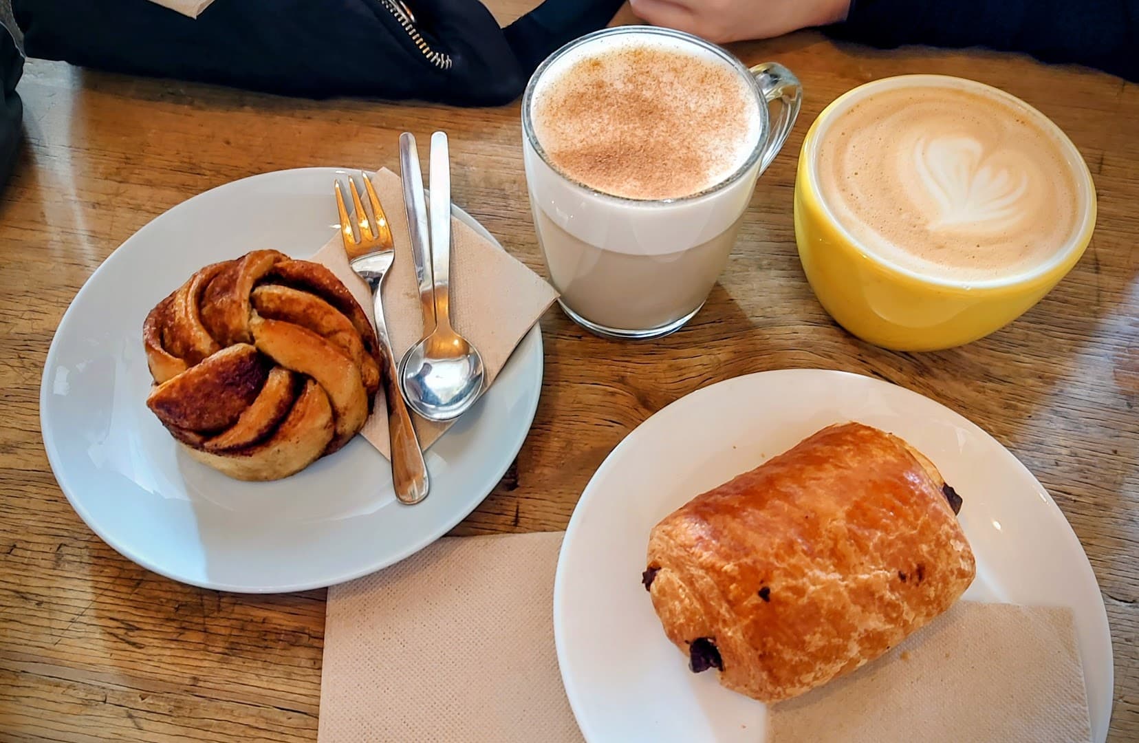 Leuchtstoff - Kaffeebar und Bakery - specialty coffee shop in Bezirk Neukölln