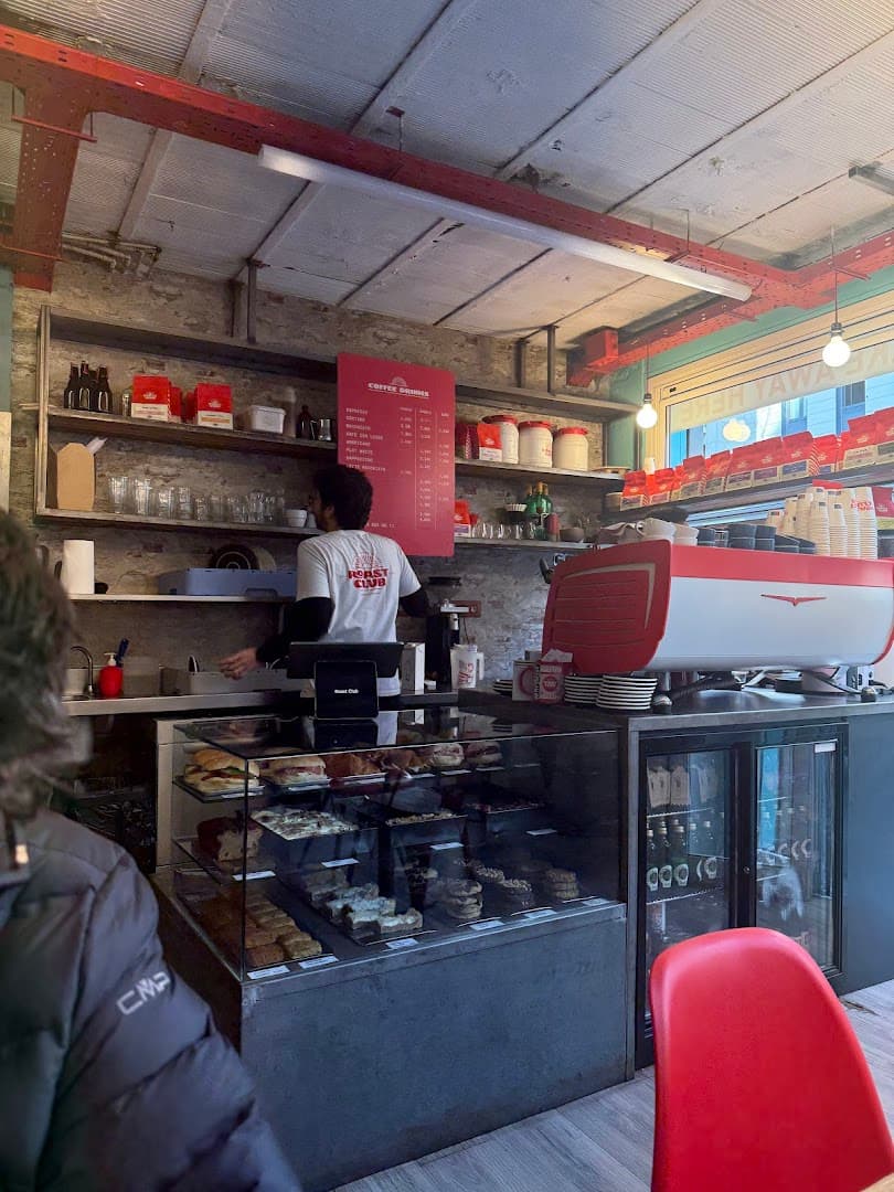 Roast Club Café specialty coffee shop in Barcelona - photo 4