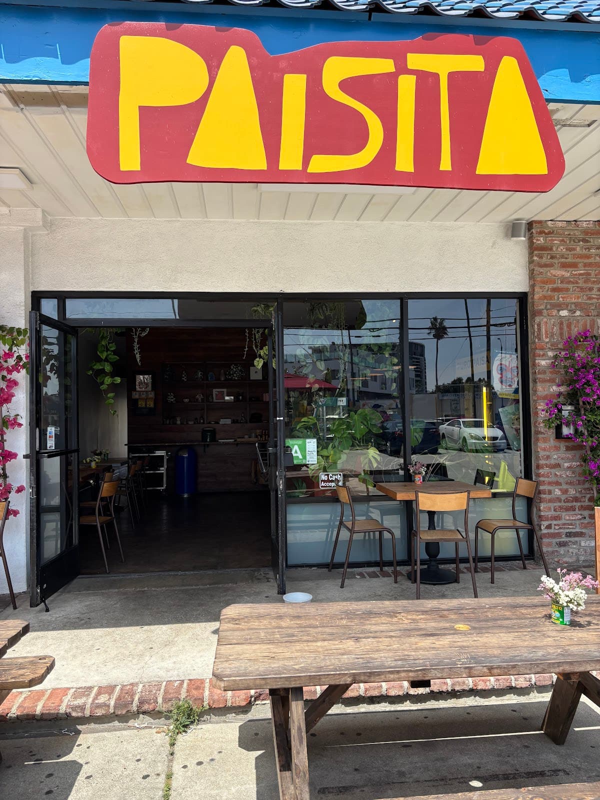 Paisita Cafe - specialty coffee shop in Los Angeles