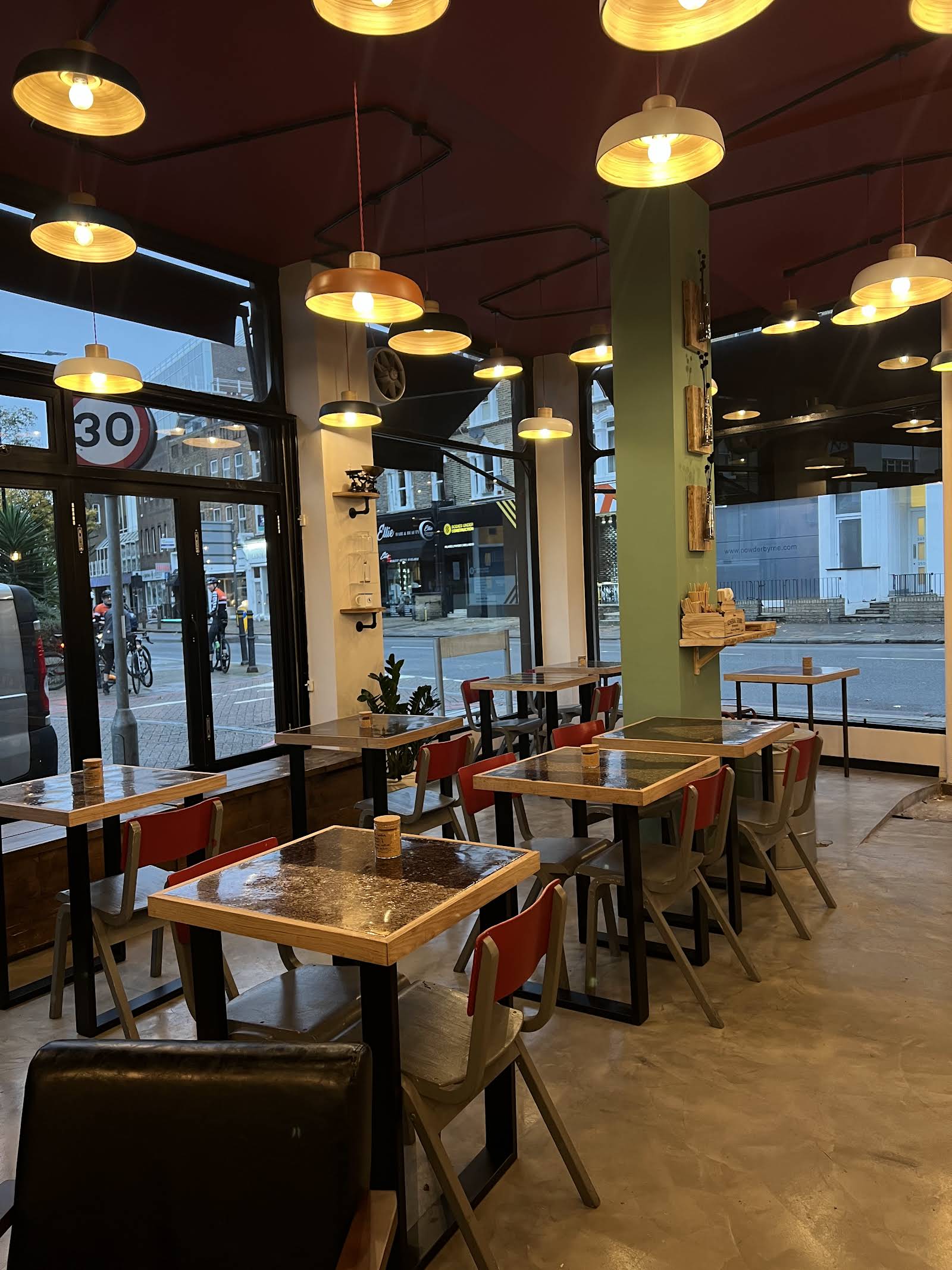 Artisan Coffee specialty coffee shop in London - photo 10