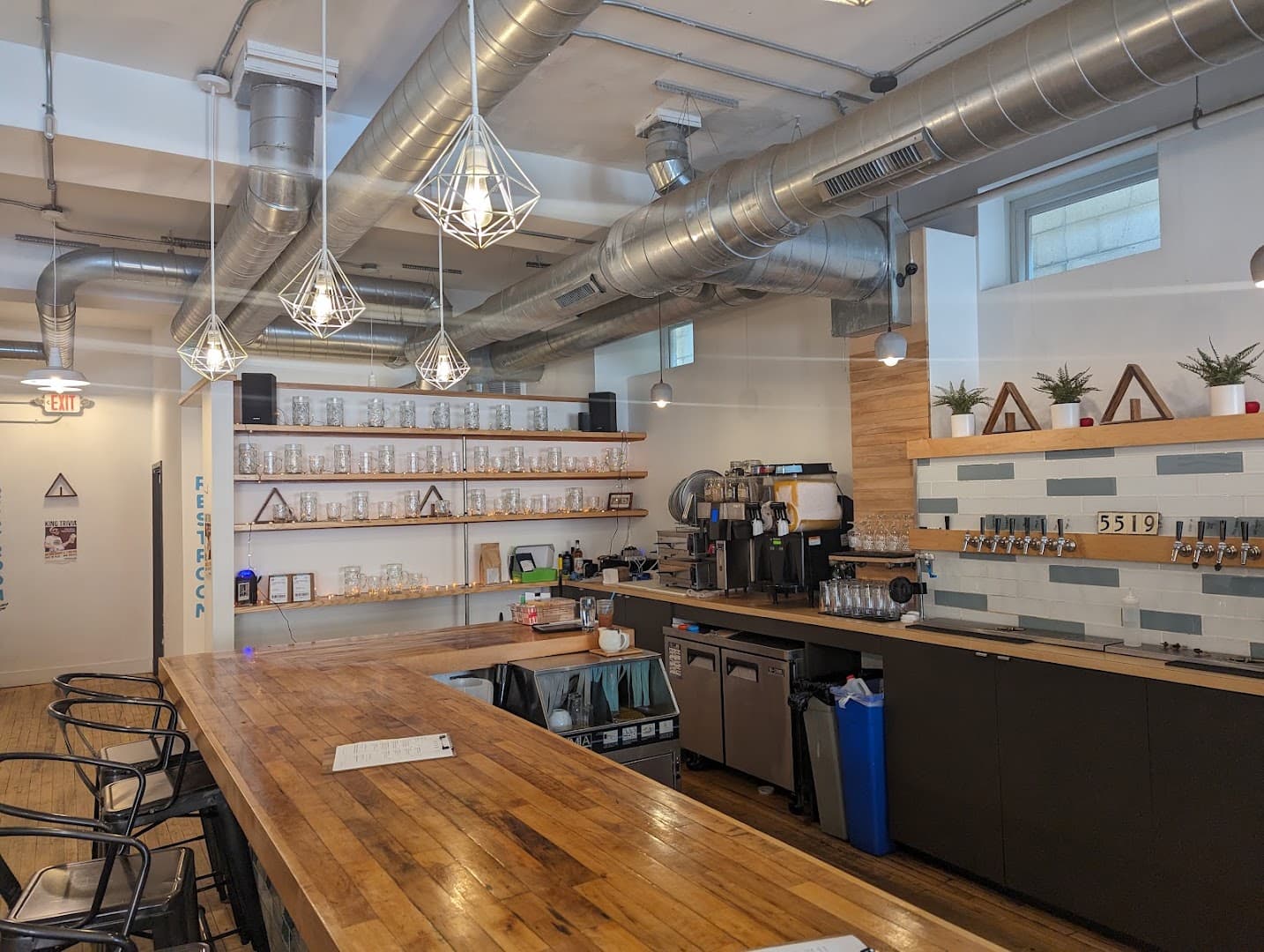 Vennture Brew Co - specialty coffee shop in Milwaukee
