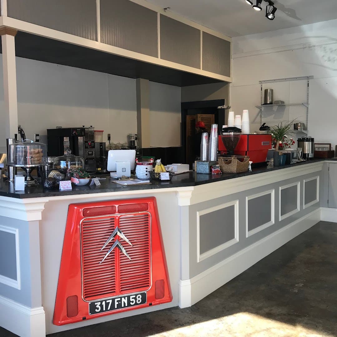 Petite Rouge Cafe & Coffee Truck - specialty coffee shop in New Orleans