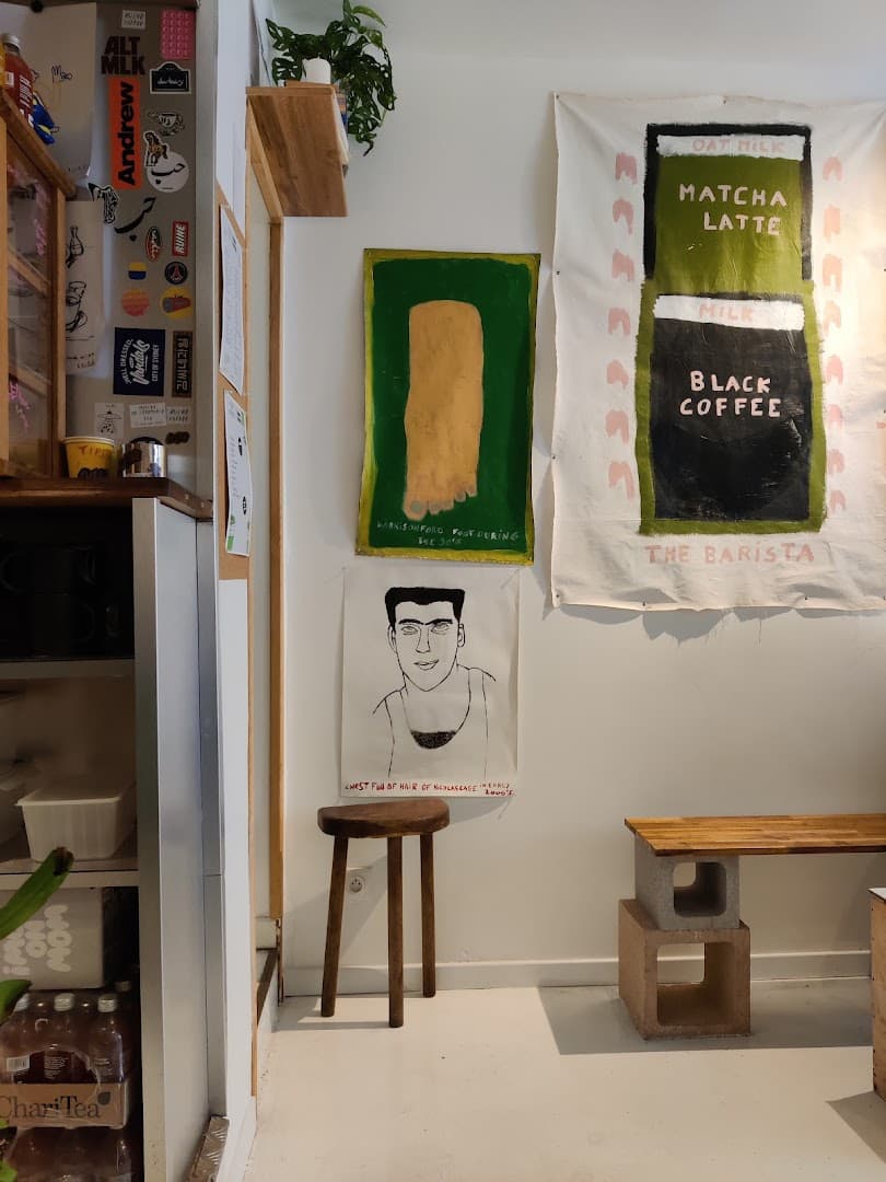 Ruine Coffee - specialty coffee shop in Paris