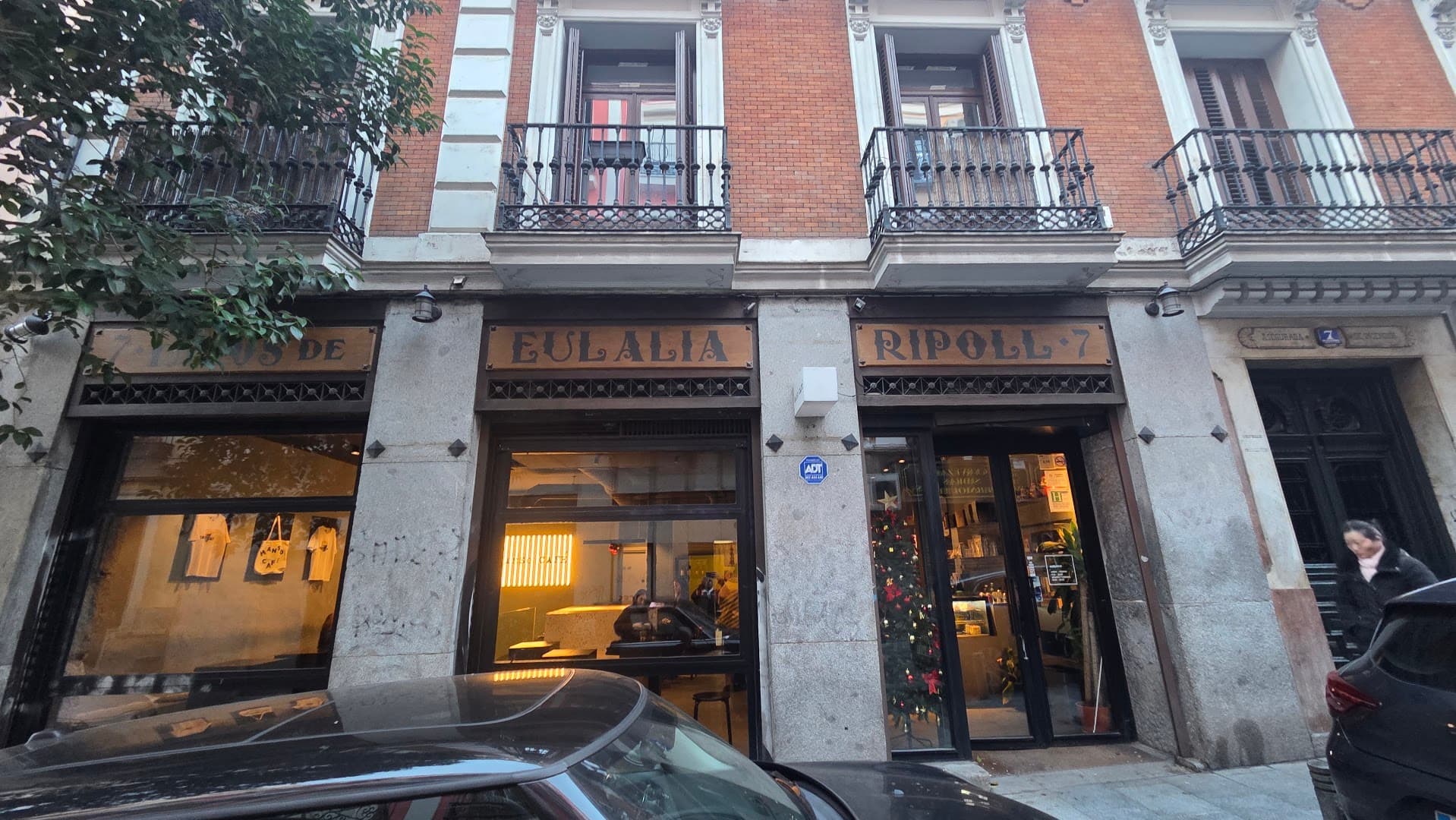 HanSo Café 2 specialty coffee shop in Madrid - photo 7
