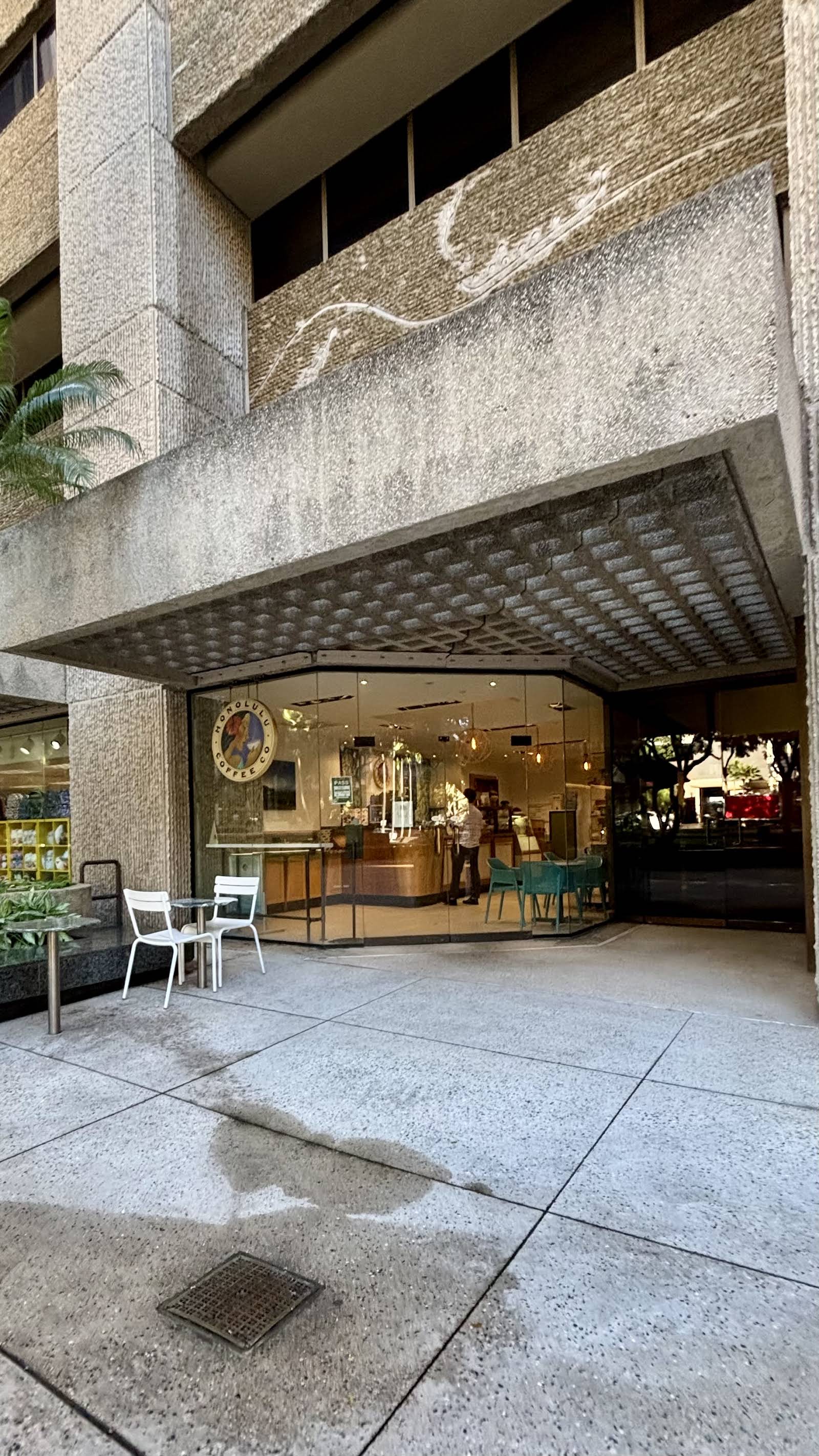 Honolulu Coffee at Bishop specialty coffee shop in Honolulu - photo 8
