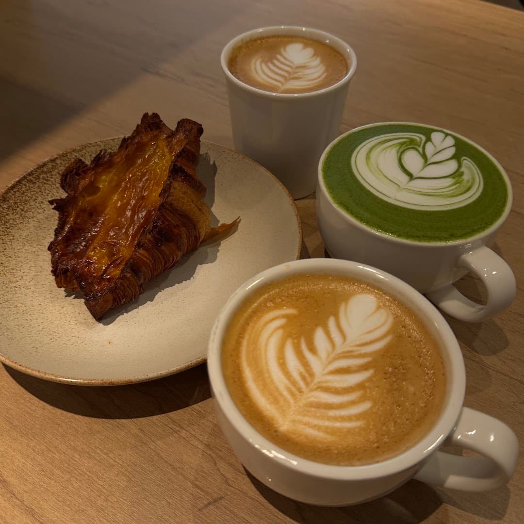 Coffee at Three Dots Coffee Lab, specialty coffee shop in Toronto
