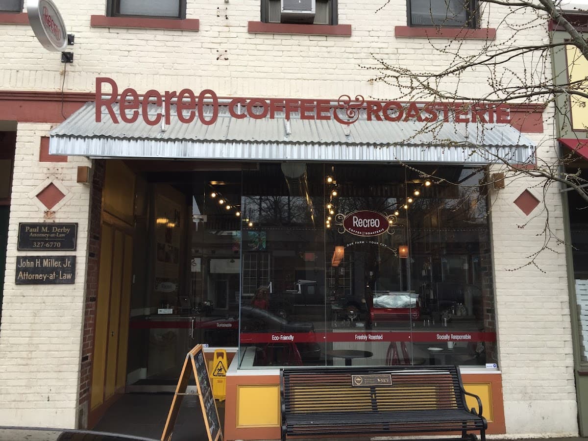 Recreo Coffee & Roasterie - specialty coffee shop in West Roxbury
