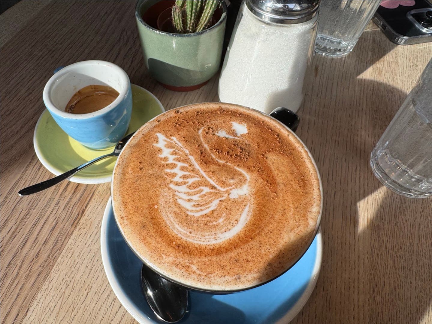 Coffee at Bros Beans & Beats, specialty coffee shop in Zurich