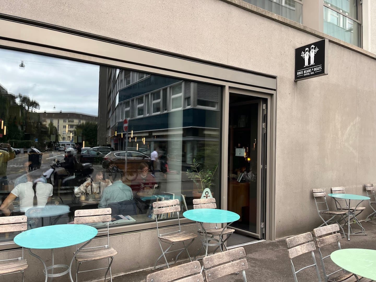 Storefront of Bros Beans & Beats, specialty coffee shop in Zurich