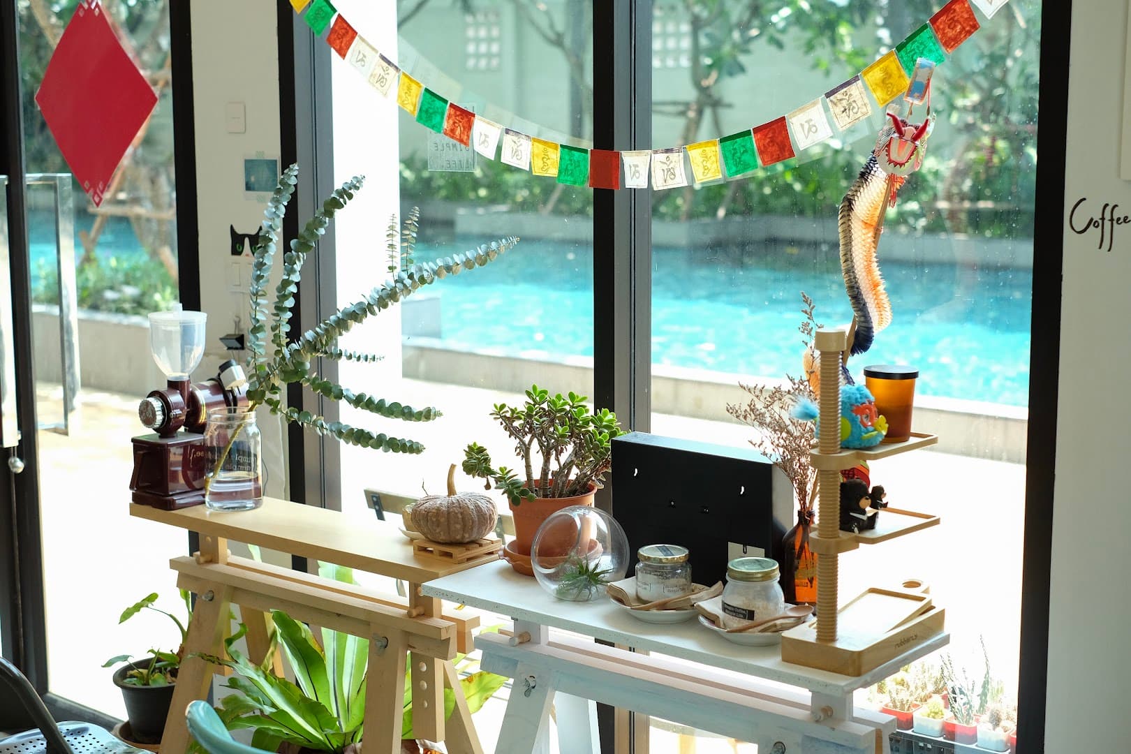 Simple Life - specialty coffee shop in Bangkok