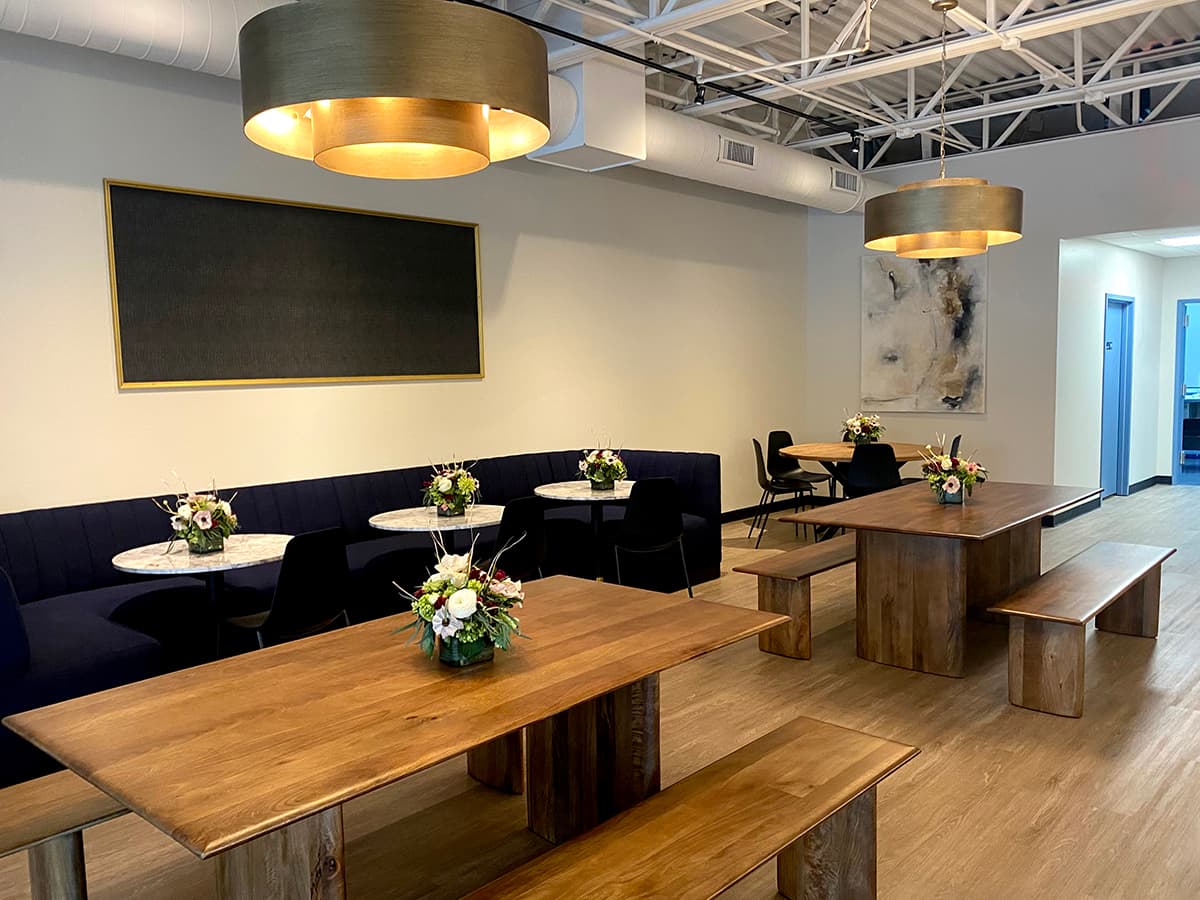 VERSARE Cafe + Market - specialty coffee shop in Cleveland
