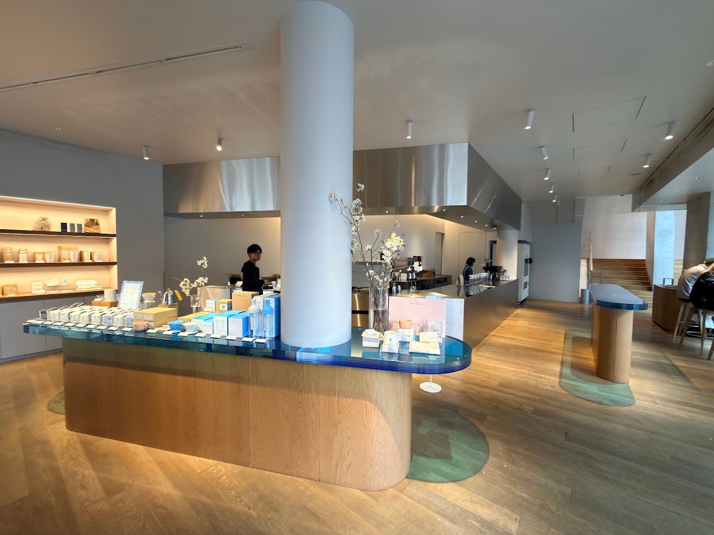Blue Bottle Coffee - Umeda Chayamachi Cafe — specialty coffee in Osaka