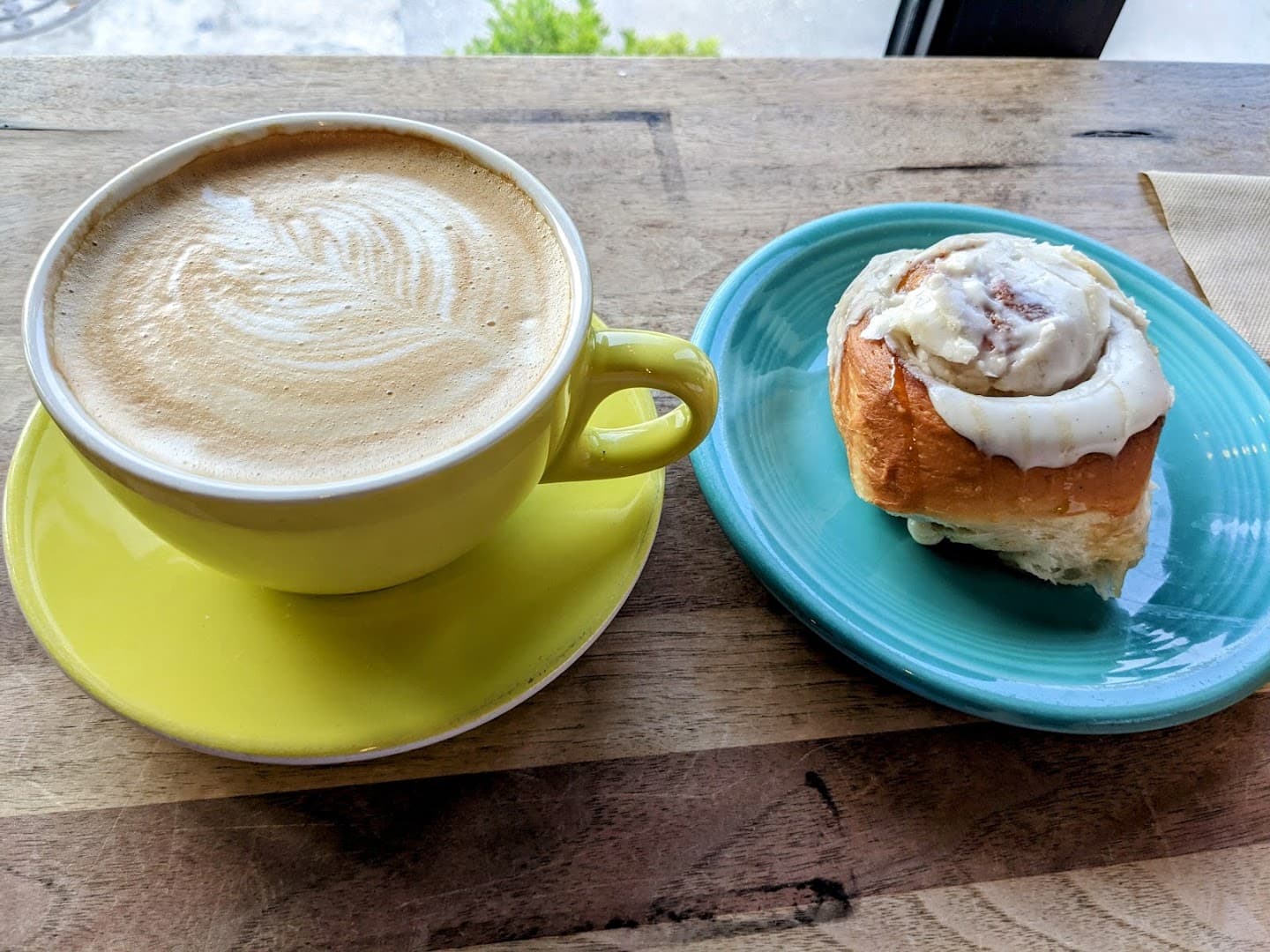 The Daily Cafe - King St specialty coffee shop in Charleston - photo 7