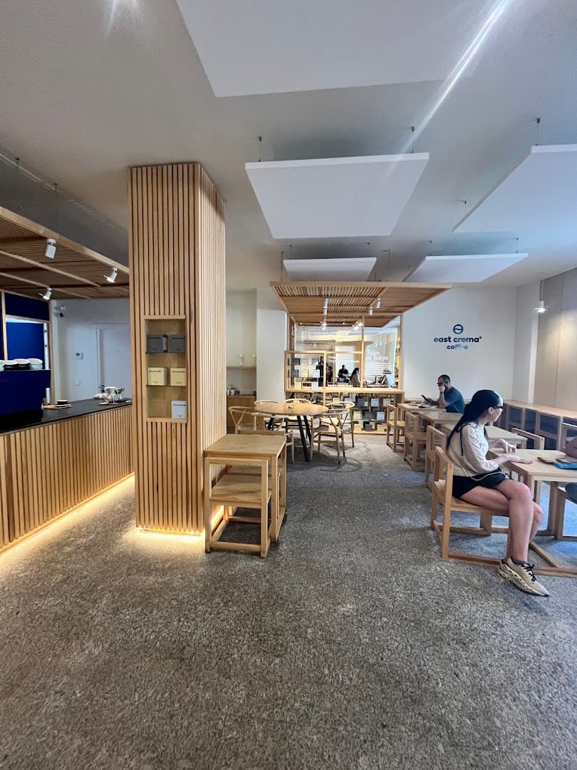 East Crema Coffee Diego (Specialty Coffee Madrid) - specialty coffee shop in Madrid