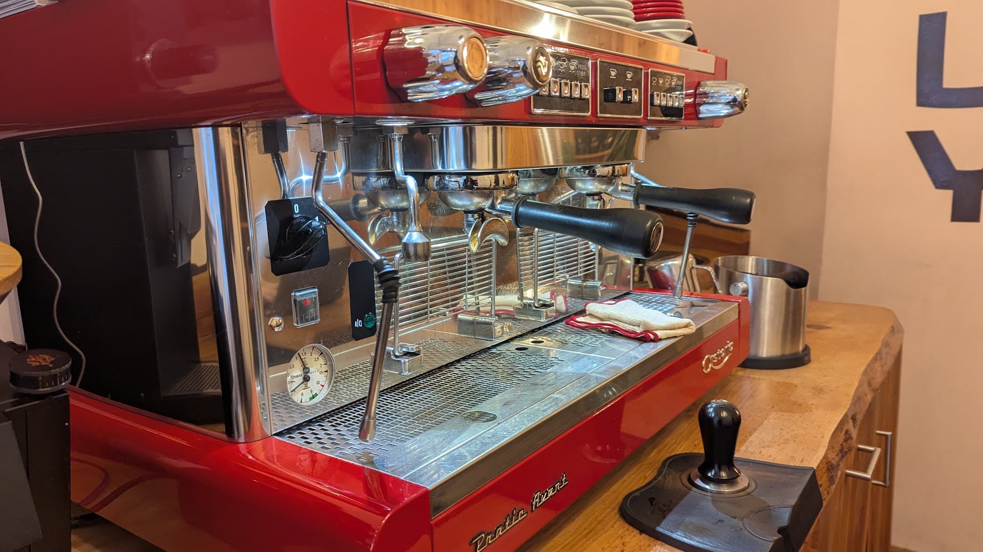 Interior of Coffee Tepuy | Cafe | Specialty Colombian Coffee shop in Edinburgh UK, specialty coffee shop in Edinburgh