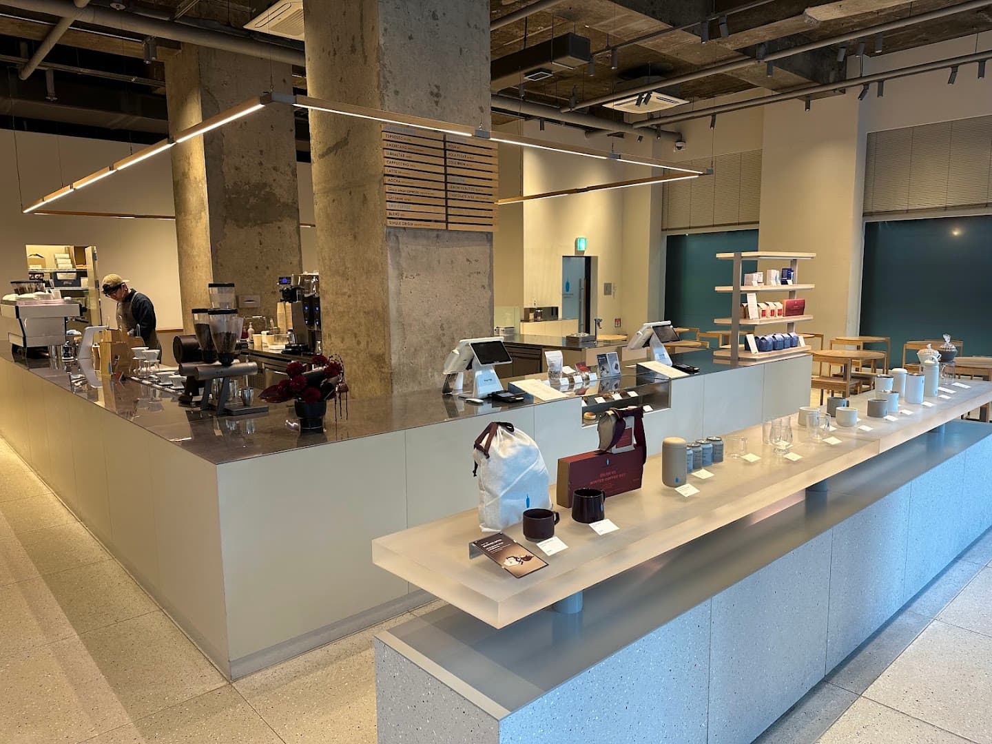 Blue Bottle Coffee Gwanghwamun Cafe - specialty coffee shop in Seoul
