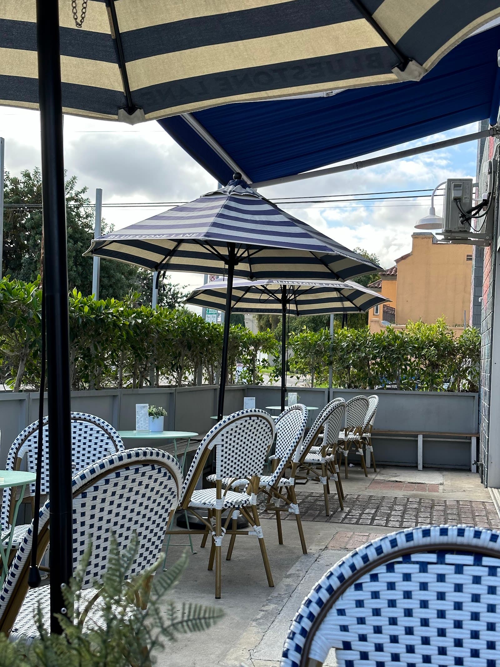 Bluestone Lane West Hollywood Café specialty coffee shop in Los Angeles - photo 3