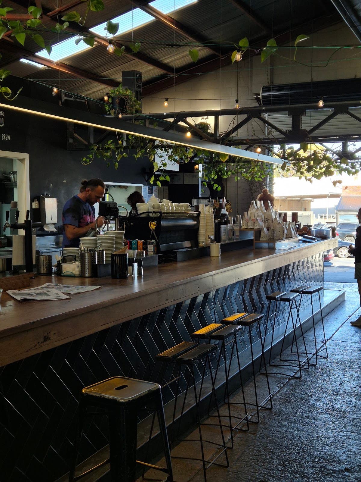 Commonfolk Coffee Company - specialty coffee shop in Mornington