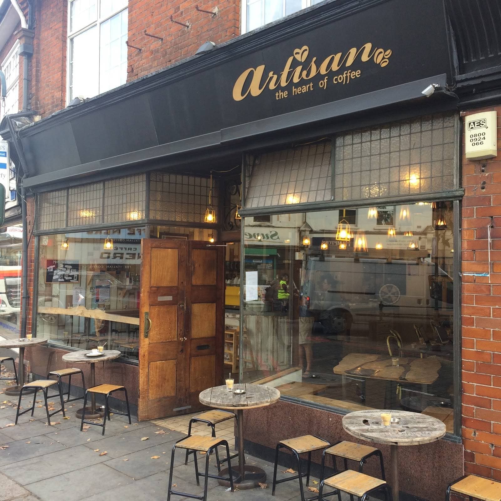 Artisan Coffee specialty coffee shop in London - photo 10